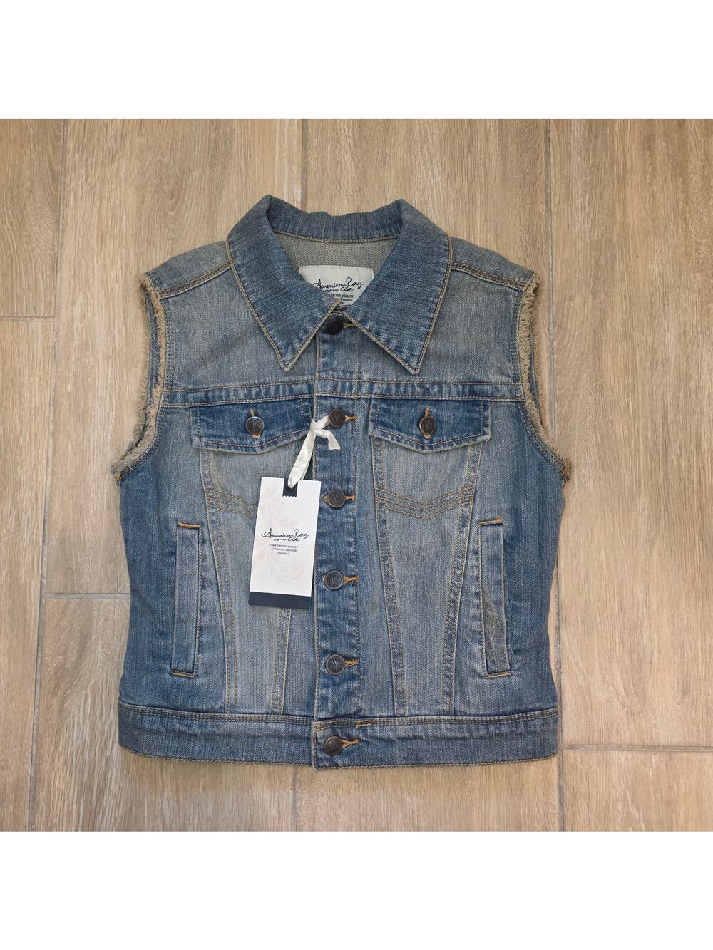 American Rag Denim Vest Womens XS NWT Cropped Jean Jacket Sleeveless Y2K
